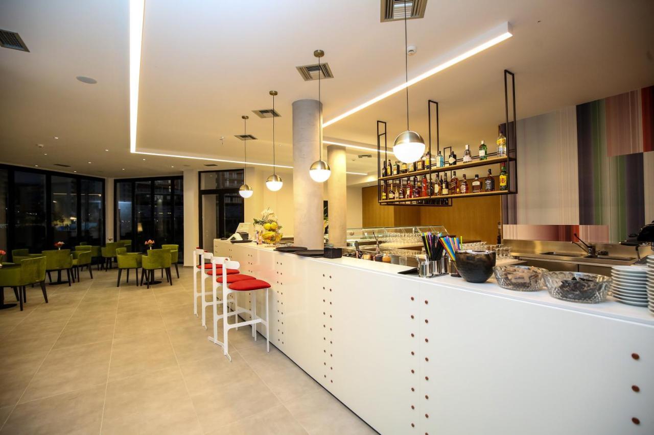 Regina Garden Vlorë 外观 照片